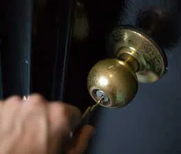 Safe Key Store Cohasset, MA 781-236-4448 - 13-Key-Broke-In-Lock